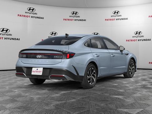 New 2026 Hyundai Sonata Blue FWD image 2