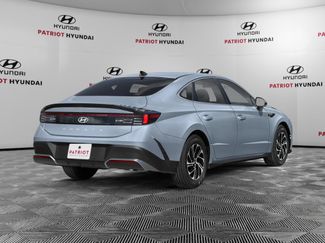New 2026 Hyundai Sonata Blue FWD video 2