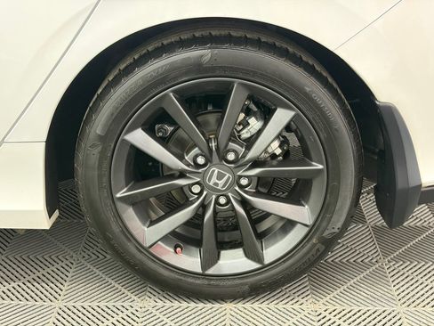 Used 2021 Honda Civic EX image 36