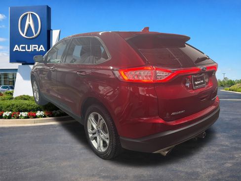 Used 2018 Ford Edge Titanium w/ Equipment Group 301A AWD/4WD image 7