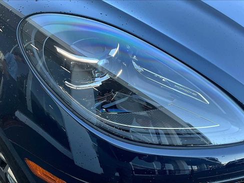 Used 2023 Porsche Macan T image 26