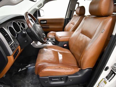 Used 2013 Toyota Sequoia Platinum image 14