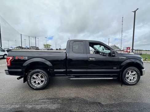 Used 2016 Ford F150 XLT w/ Equipment Group 302A Luxury AWD/4WD image 4