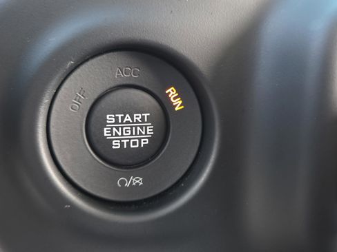 Used 2020 Jeep Wrangler Unlimited Sport S AWD/4WD image 35