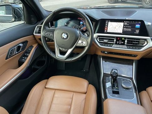 Used 2021 BMW 330i xDrive Sedan w/ Convenience Package image 8