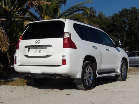 Used 2011 Lexus GX 460 Base AWD 4dr SUV image 7