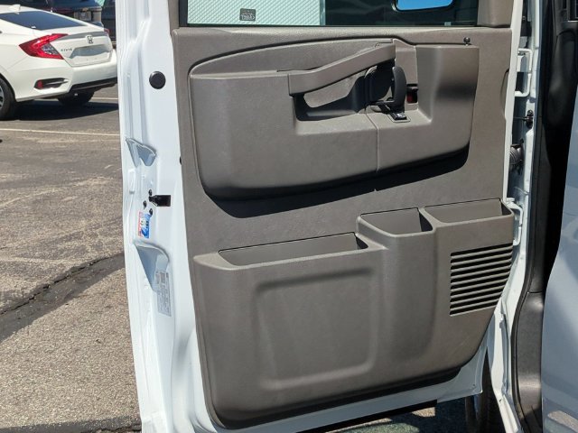 New 2026 Chevrolet Express 2500 RWD image 20