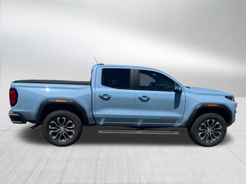 Used 2025 GMC Canyon Denali AWD/4WD image 2