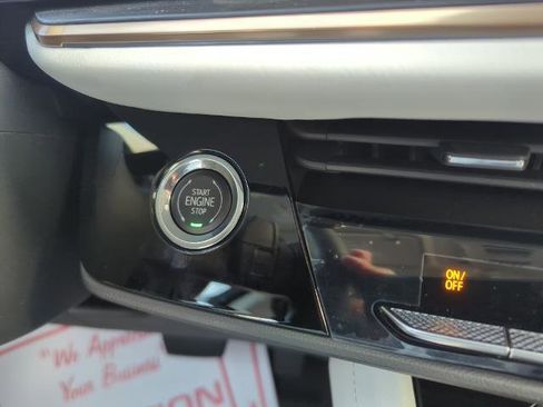 New 2025 Buick Envision Avenir image 27