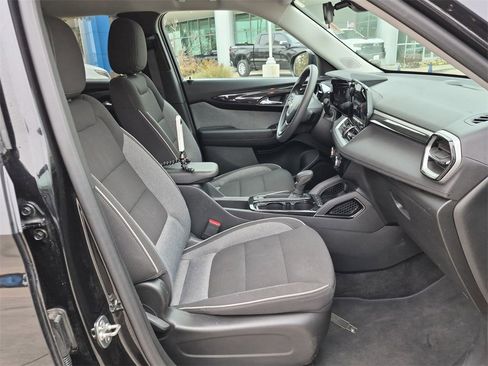 Used 2024 Chevrolet TrailBlazer LT image 23
