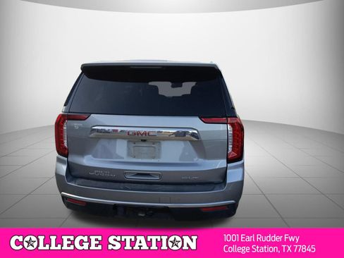 Used 2023 GMC Yukon XL SLT RWD image 3