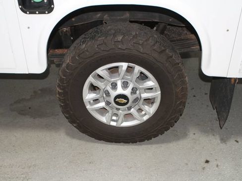 Used 2023 Chevrolet Silverado 2500 W/T w/ WT Fleet Convenience Package AWD/4WD image 11