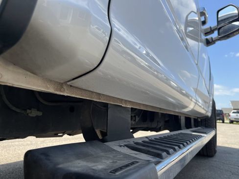Used 2019 Ford F250 Lariat w/ Lariat Ultimate Package AWD/4WD image 13