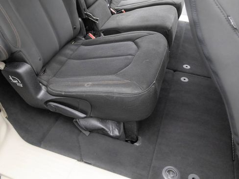 Used 2019 Chrysler Pacifica Touring Plus w/ Tire & Wheel Group image 34