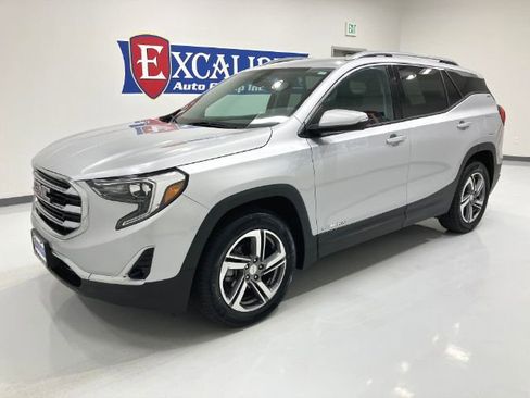 Used 2020 GMC Terrain SLT image 8