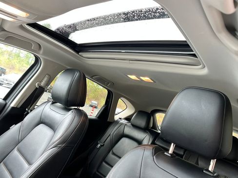 Used 2021 MAZDA CX-5 Touring w/ Touring Preferred SV Package AWD/4WD image 19