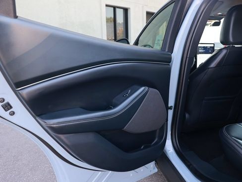 Used 2025 Ford Mustang Mach-E Select w/ Comfort Package Lite RWD image 33