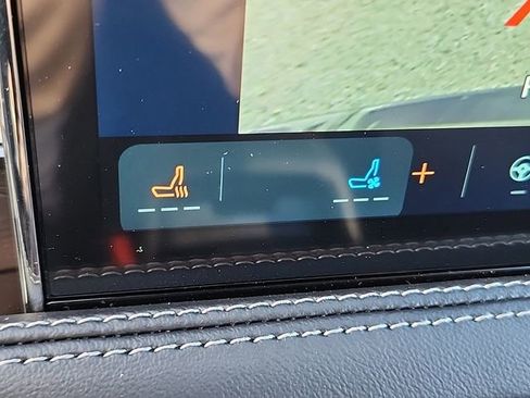 New 2025 Lincoln Corsair Reserve w/ Equipment Group 202A image 22