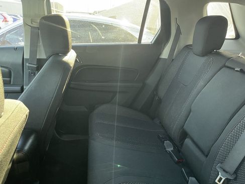 Used 2017 GMC Terrain SLE FWD image 9