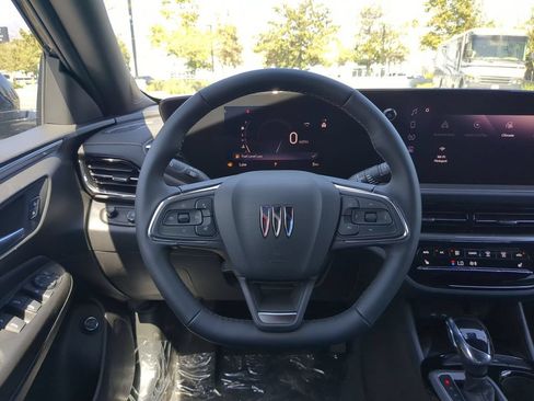 New 2026 Buick Envista Avenir FWD image 14