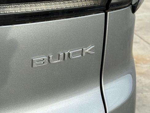 New 2026 Buick Enclave Avenir w/ Super Cruise Package image 13