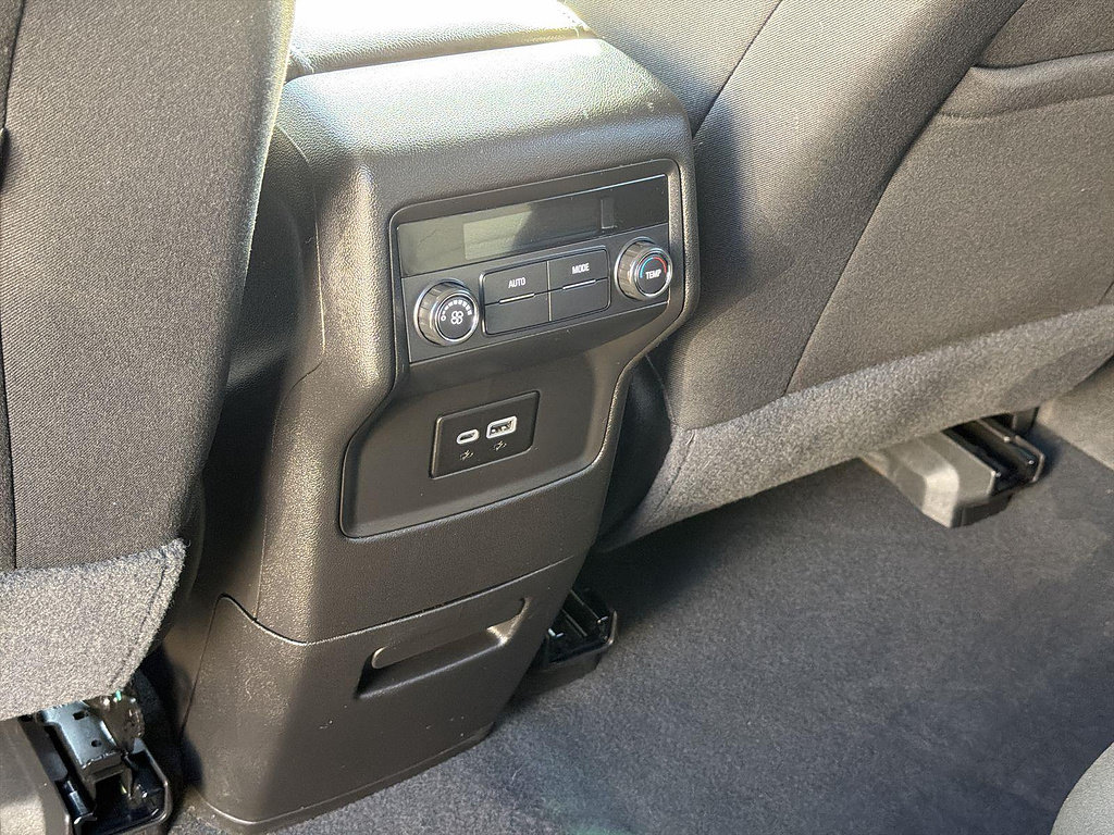Used 2023 GMC Acadia SLE w/ Elevation Edition FWD image 40