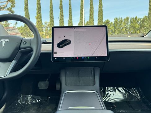 Used 2021 Tesla Model 3 Long Range image 15