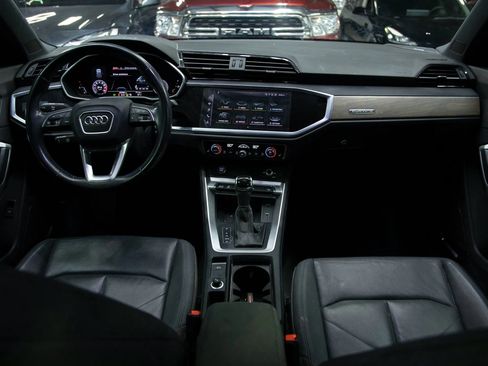 Used 2020 Audi Q3 2.0T Premium Plus w/ Premium Plus Package image 34