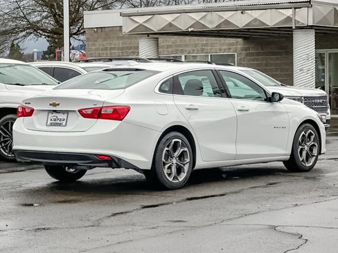 Used 2023 Chevrolet Malibu LT image 4