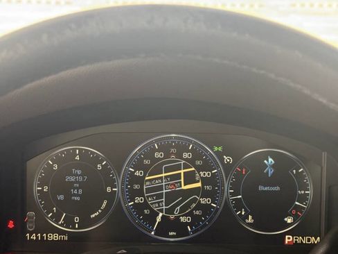 Used 2015 Cadillac Escalade Luxury image 29