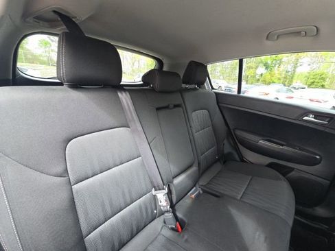 Used 2021 Kia Sportage LX image 13