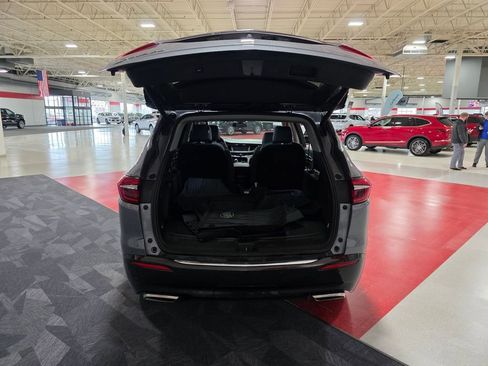 Used 2021 Buick Enclave Essence w/ Trailering Package, 5000 lbs. image 5