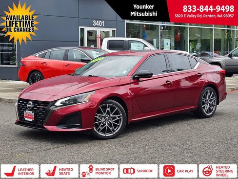 Used 2023 Nissan Altima 2.0 SR FWD image 1