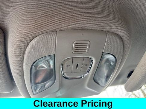 Used 2018 Jeep Compass Latitude FWD image 26