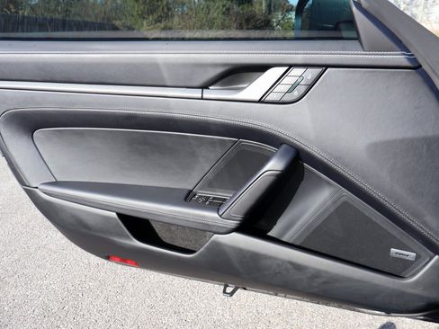 Used 2025 Porsche 911 Carrera image 35