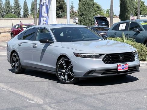 Used 2024 Honda Accord Sport image 2