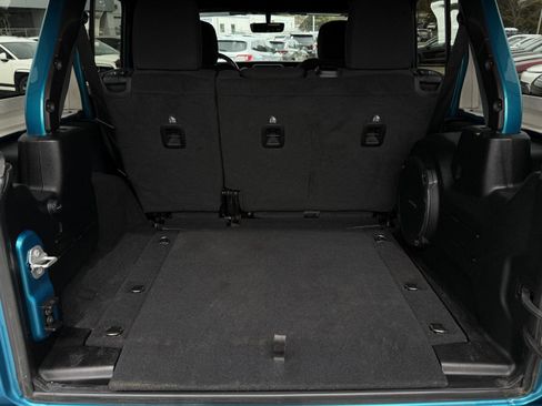 Used 2020 Jeep Wrangler Unlimited Sport image 30
