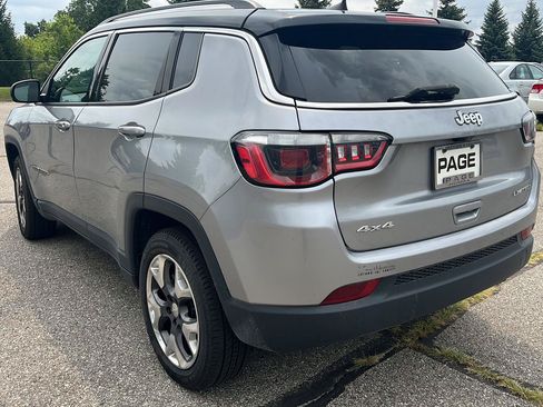 Used 2019 Jeep Compass Limited AWD/4WD image 23