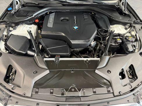 Used 2017 BMW 530i xDrive image 22