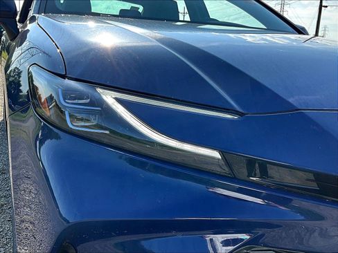 Used 2025 Toyota Camry XLE FWD image 30