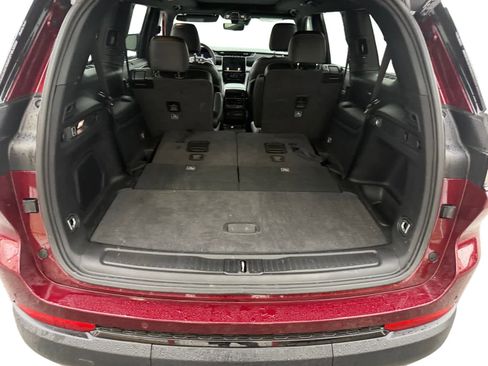 New 2025 Jeep Grand Cherokee L Limited w/ Luxury Tech Group II AWD/4WD image 23