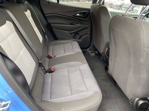 Used 2024 Chevrolet Trax RS w/ Driver Confidence Package image 21