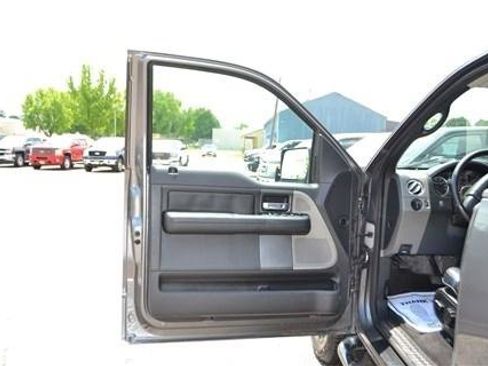 Used 2004 Ford F150 XLT AWD/4WD image 10