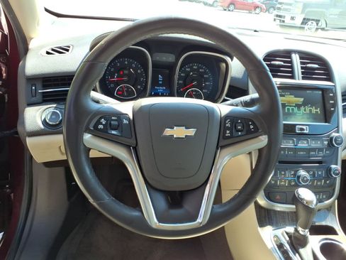 Used 2015 Chevrolet Malibu LTZ FWD image 7