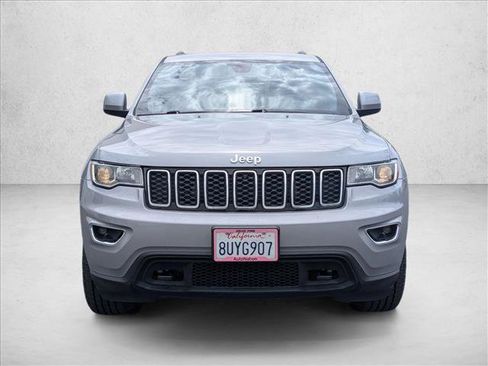 Used 2020 Jeep Grand Cherokee Laredo w/ Quick Order Package 2BN North AWD/4WD image 3