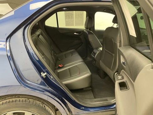 Used 2022 Chevrolet Equinox RS w/ RS Leather Package image 13