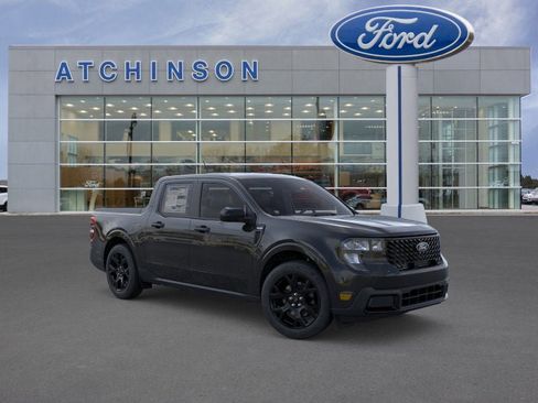 New 2025 Ford Maverick XLT w/ XLT Luxury Package image 7