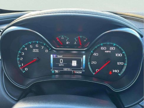 Used 2019 Chevrolet Impala LT w/ Sunroof and Spoiler Package image 16