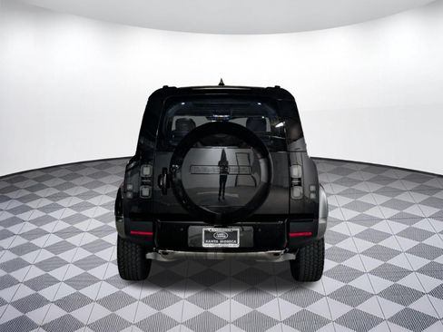 New 2026 Land Rover Defender 110 S AWD/4WD image 4