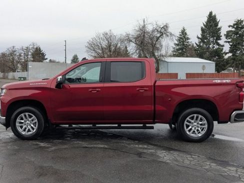 Certified 2022 Chevrolet Silverado 1500 LT w/ Convenience Package II image 10